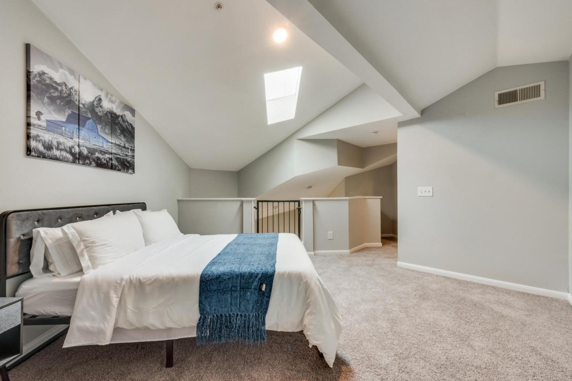 Loft Style 2Br Apt I Dallas City Center I Pool I Gym I Workspace I Pets Apartment Luaran gambar