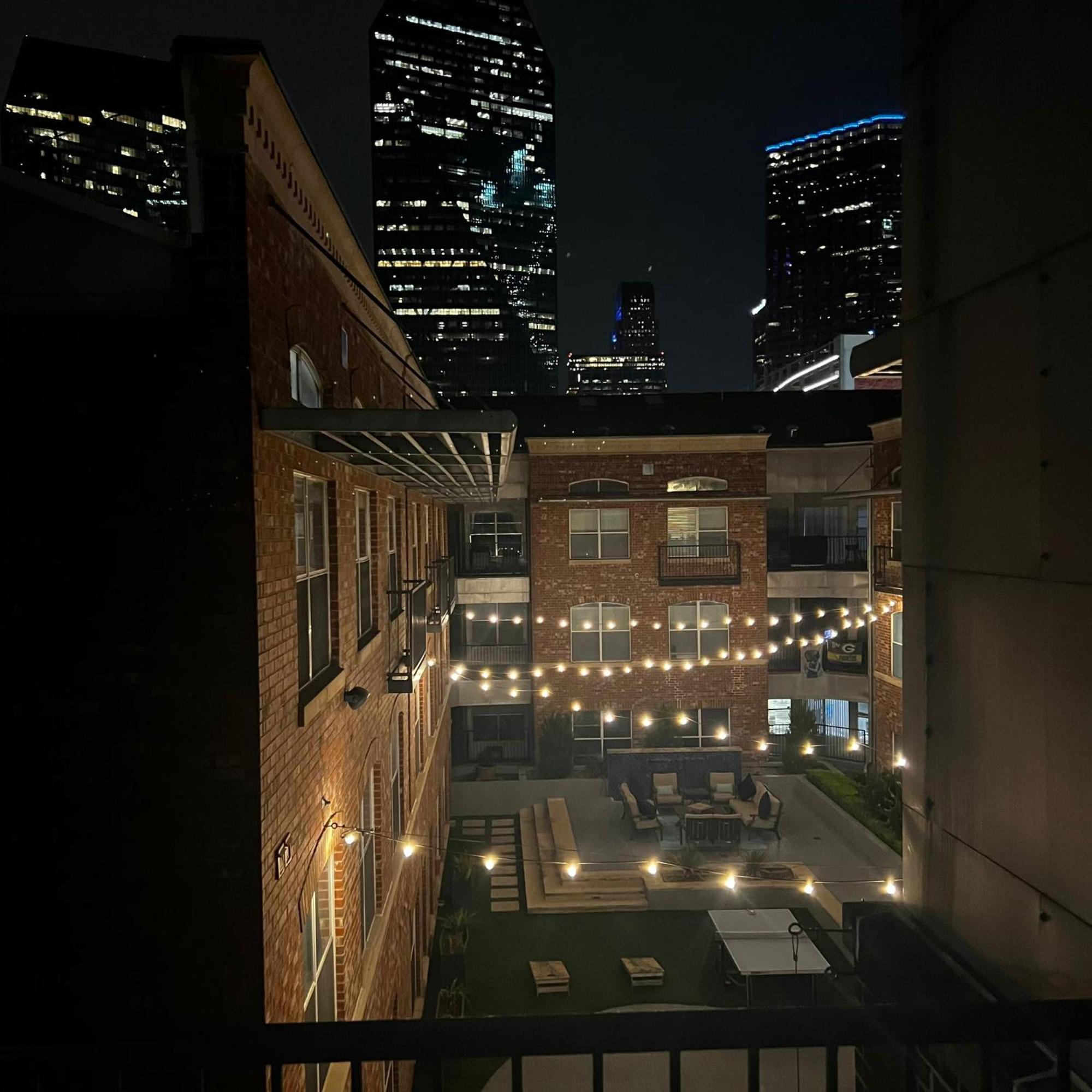Loft Style 2Br Apt I Dallas City Center I Pool I Gym I Workspace I Pets Apartment Luaran gambar